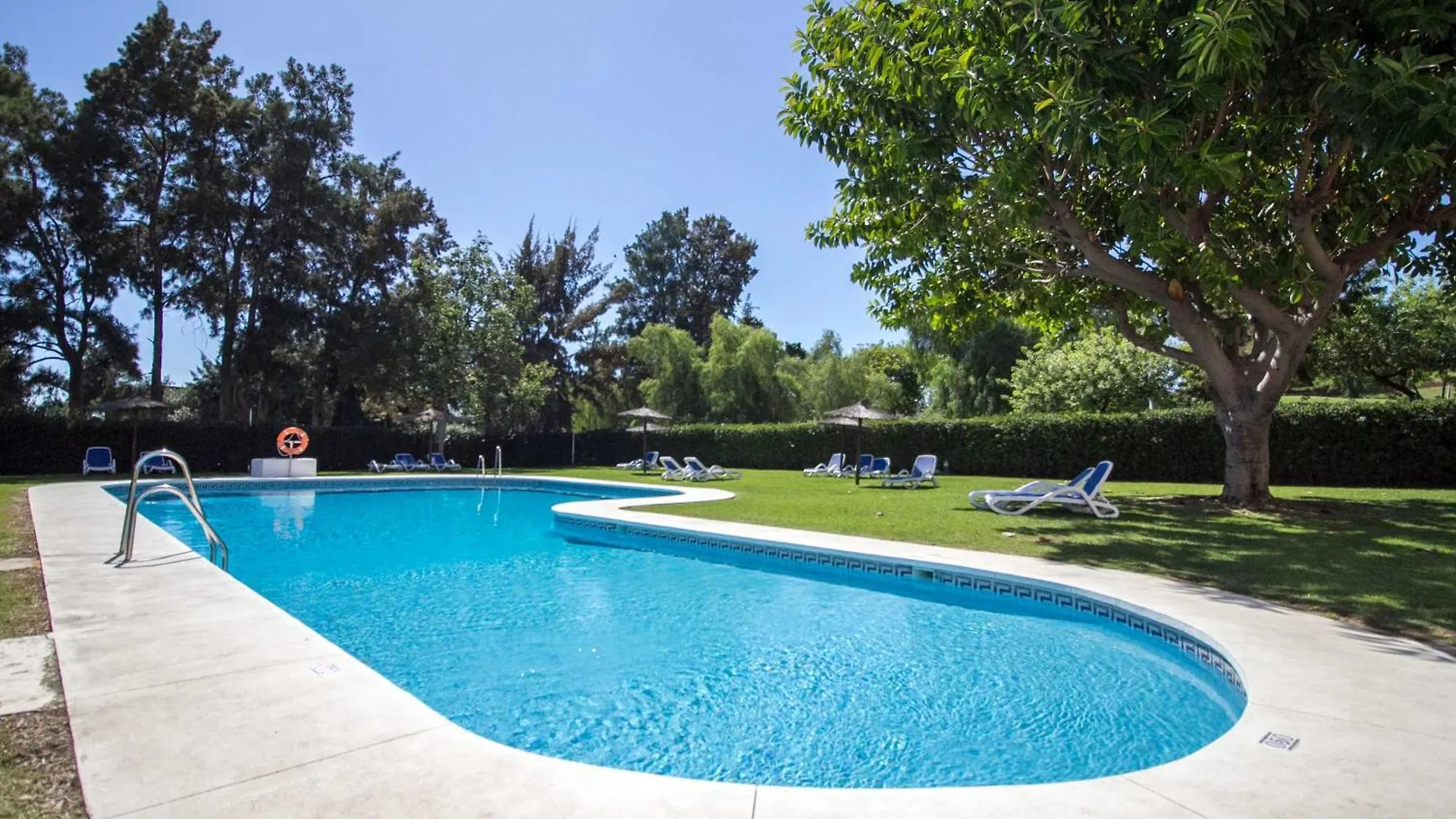 Appartement Casa Linda Terrace Pool Modern à Benahavís